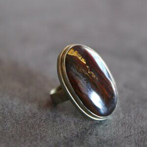 Modernist Tiger Eye and Silver Toned Ring Size 6-7